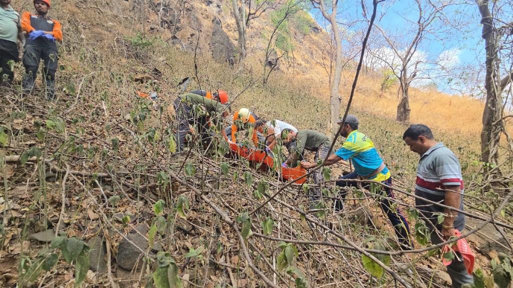 Maharashtra Family Tragedy Over iPhone