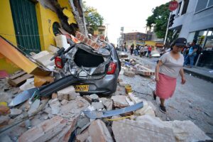 7.4-Magnitude Earthquake Hits Colombia